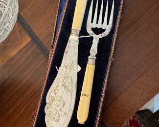Antique carving set