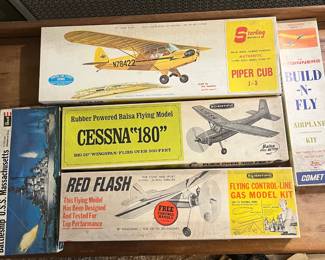 Plastic Scale Model Planes Battleship