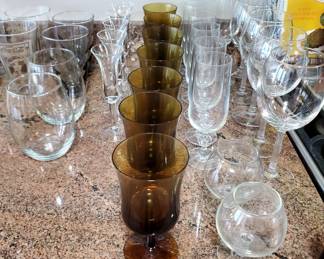 Lots of glasses and stemware