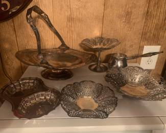 Grouping of silverplate