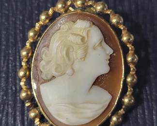 14kt cameo 