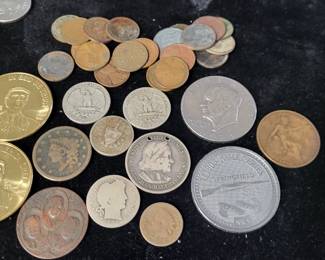 antique US coins and tokens.
