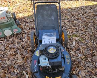 Poulan PRO Lawn Mower