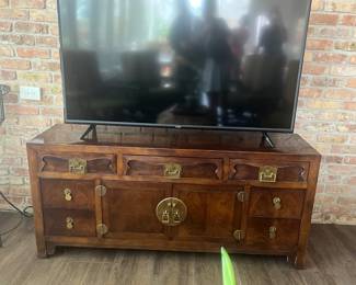 Henredon Vintage Chinoiserie Credenza