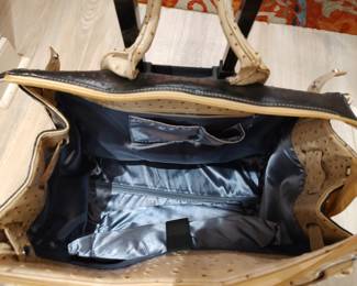 Navy & tan rolling travel purse