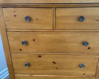 Stanley 6-drawer chest