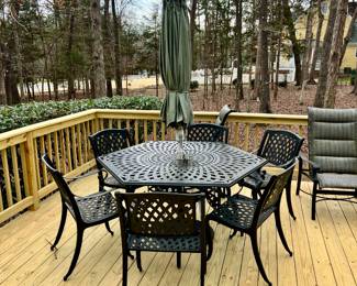 $800 excellent condition
Retail is $1600