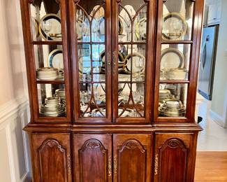 Hutch -$400