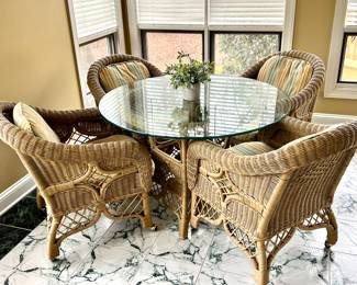 Table and 4 chairs $600