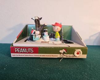 Charlie Brown and Peanuts  Collectables 