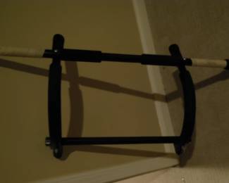 hang bar for doorway