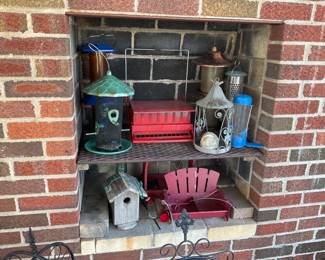 NBIRD FEEDERS