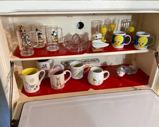 FUN GLASSES AND COFFEE CUPS