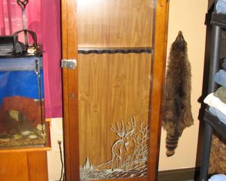 Gun cabinet
