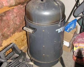 Media blaster, electric smoker