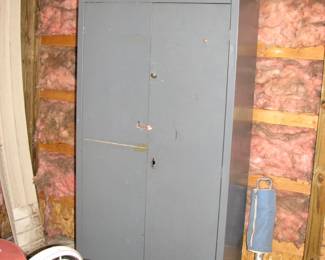 Metal cabinet