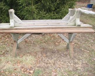 Picnic table