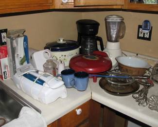 More kitchen