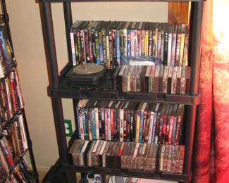 Cd's, dvd's, cassettes, wii