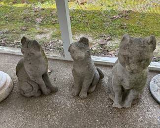 Concrete cats