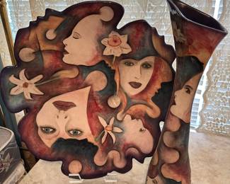 Fabulous plate and vase from the 80’s
Hand painted