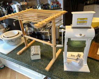 Pasta Maker/Drying rack
