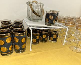 Vintage glasses with matching ice bucket