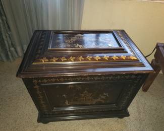Vintage MCM Vintage John Widdicomb Black Chinoiserie Cellarette-style Occasional chest