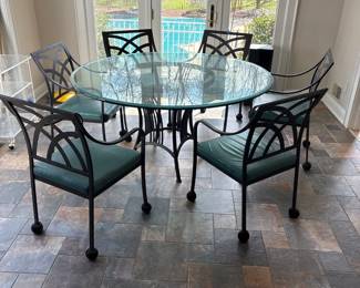 Outdoor Wrought Iron Patio Round Glass Table with 6 chairs