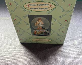 Madame Alexander Dorothy Water Globe