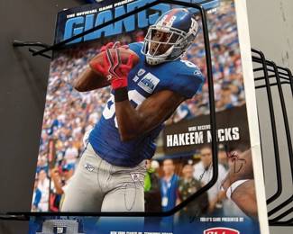 Sept 26 2010 NY Giants vs. Tennessee Titans Inaugural Season Hakeem Nicks Program