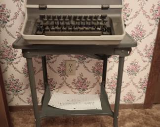 Estate manual typerwriter