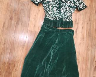 1940'S 2 PIECE TOP AND SKIRT