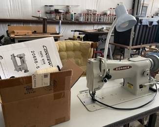 Industrial sewing machine