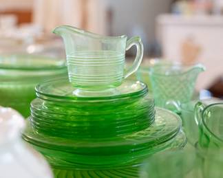 glassware, uranium glass
