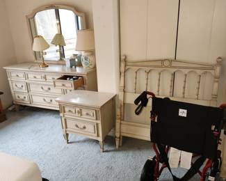 1970s child's bedroom furniture