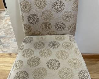 Upholstered Side Dining Chair