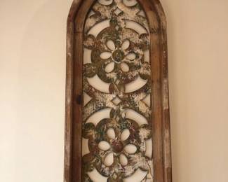 Distressed Arch Wall Decor