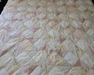 Nice Yellow Peach White Quilt Bedspread