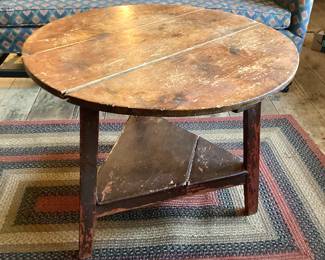 Antique pine tavern table