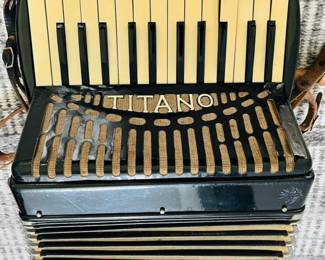 Antique musical instrument