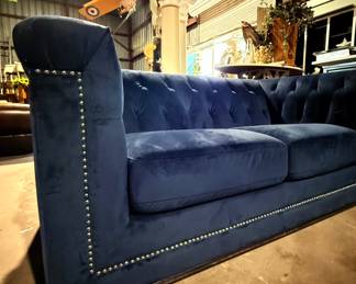 Navy blue velvet Love Seat