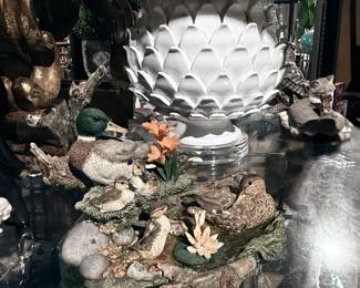 Pineapple lamps, accessories, statues and more