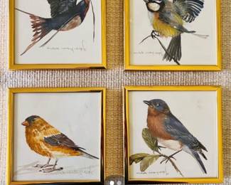 Four assorted birds picture Golden frame