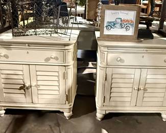 Tropical coastal Nightstands