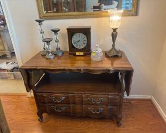 Small wooden Vintage Buffet 2drawers and sides flip up
