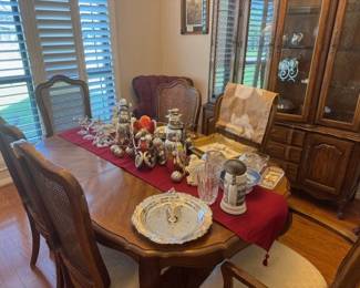 6 Chair Cane Back Vintage Dining Wooden Table 2 leaves