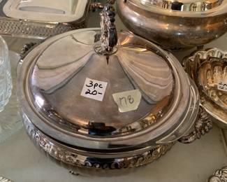 #178	Silver 3 hpiece serving dish	 $20.00