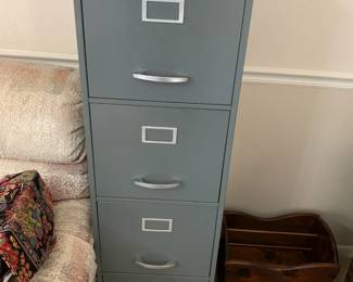 #37	modern steel craft metal file cabinet with 4 drawers 15x18x52	 $40.00