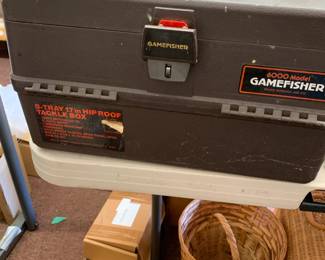 #98	tool box of oil paints and paint brushes 	 $30.00